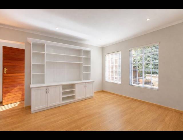 2 BEDROOM DUPLEX FOR SALE IN WATERKLOOF RIDGE